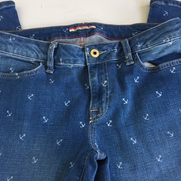 Tommy Hilfiger Cropped Skinny Jeans - Picture 2 of 7